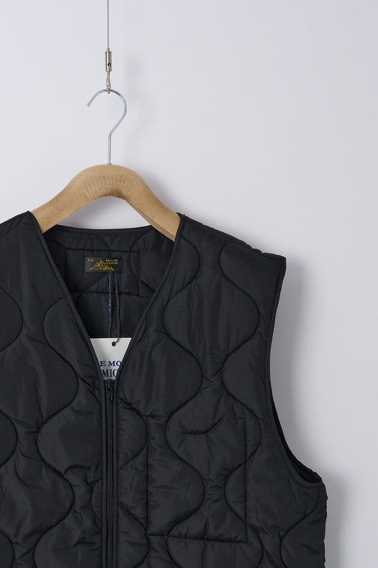 Vinis Sleeveless Quilted Jacket - Black