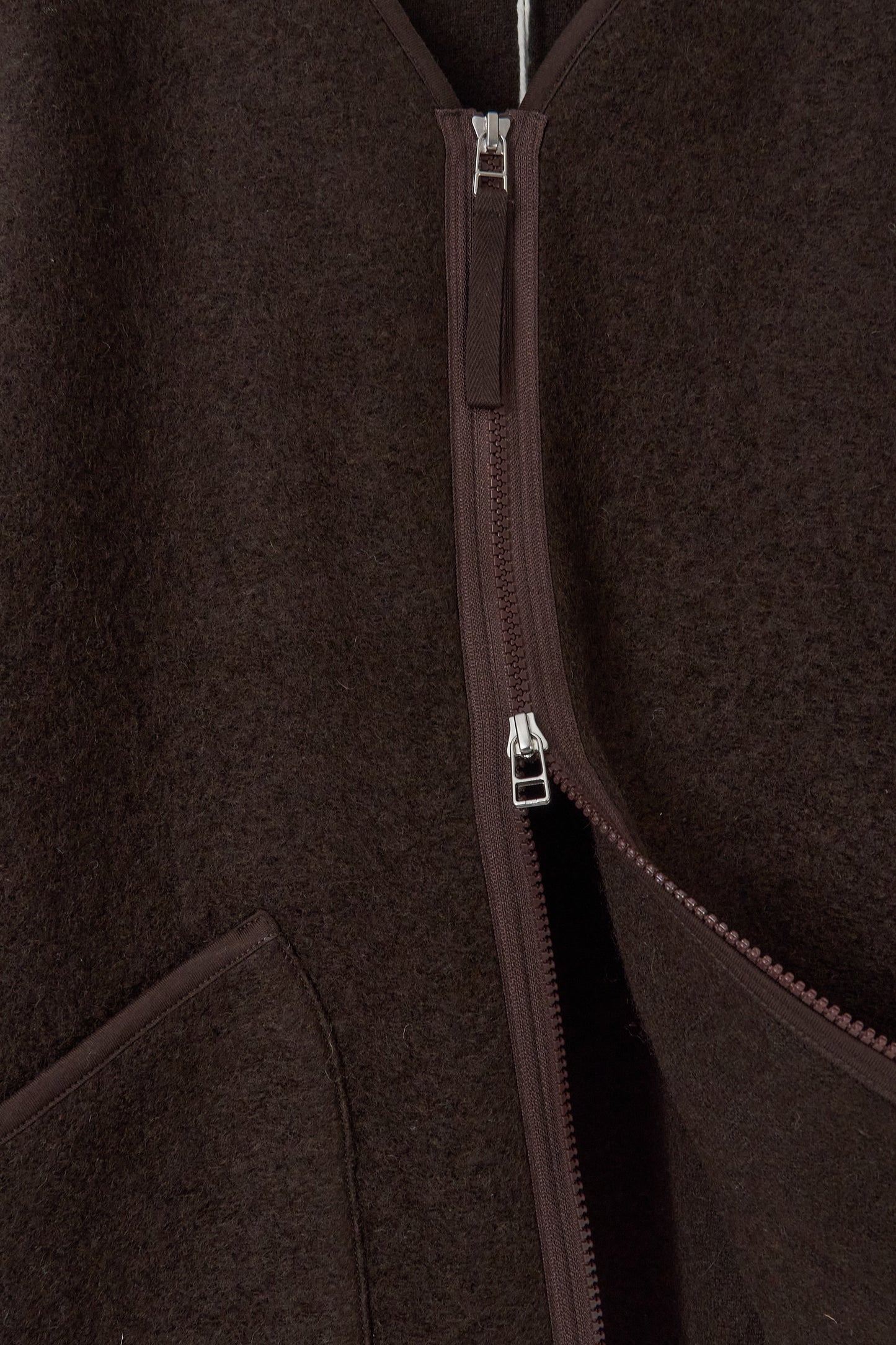 Zip Liner Jacket in Wool Fleece - Brown