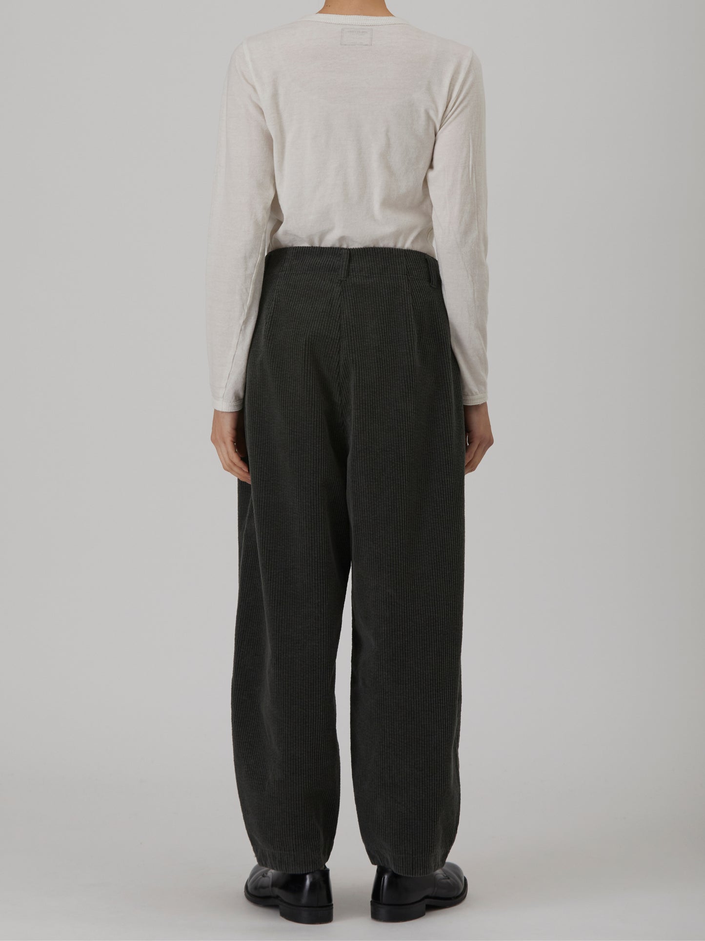 Washed Corduroy Cropped Balloon Pants - Grey