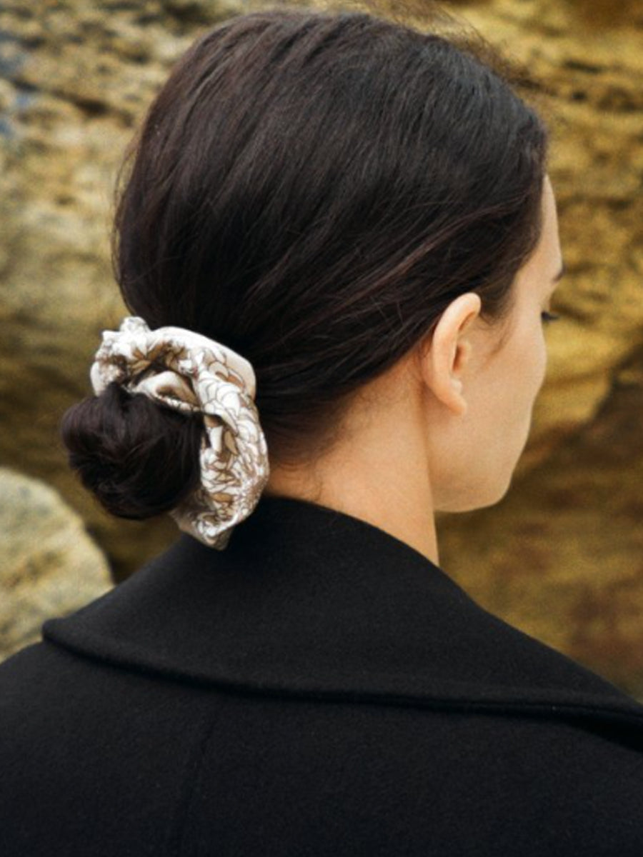 Silk Scrunchie - Oat
