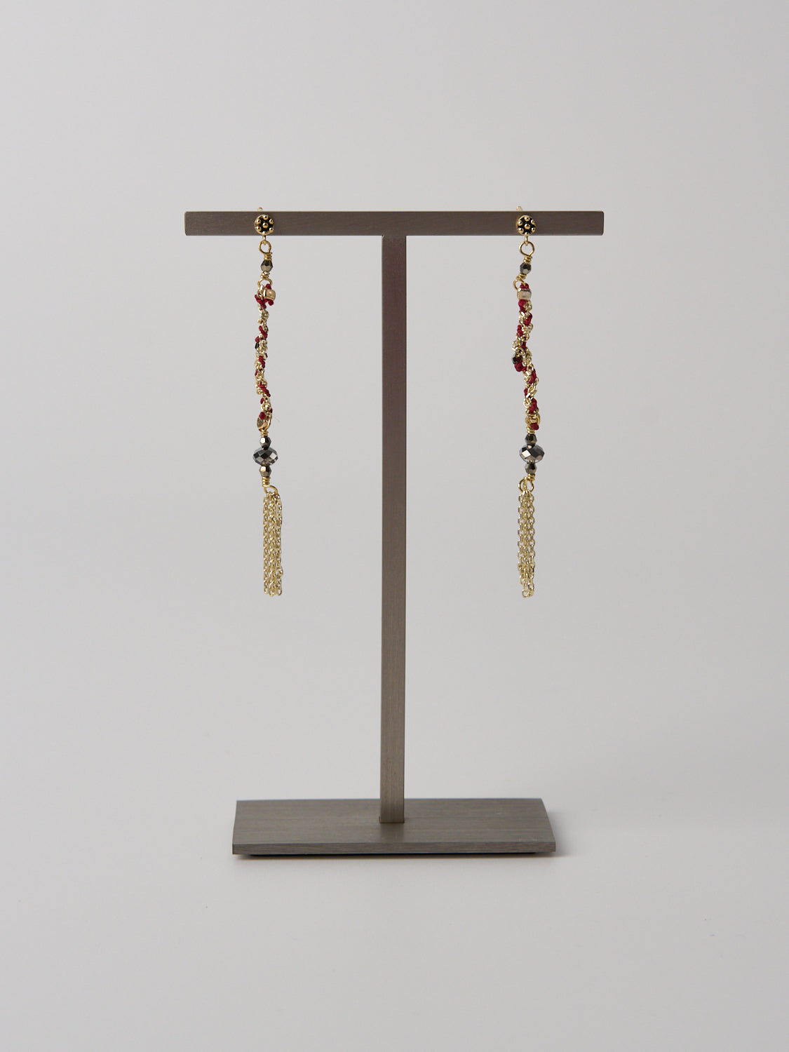 N° 815 Earrings Gold Burgundy