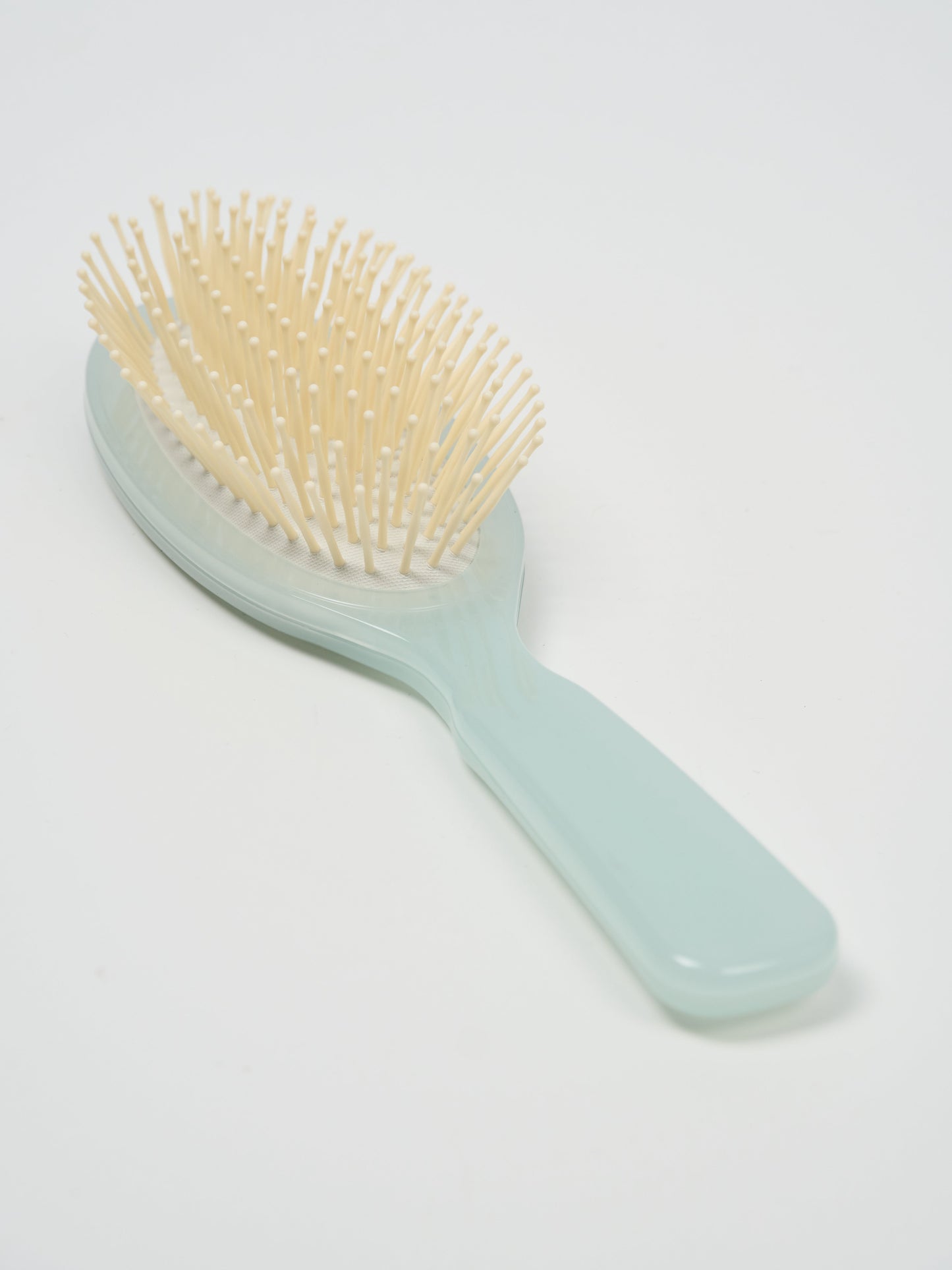 EYE Hairbrush – Travel Size (Detangling & Stimulating)