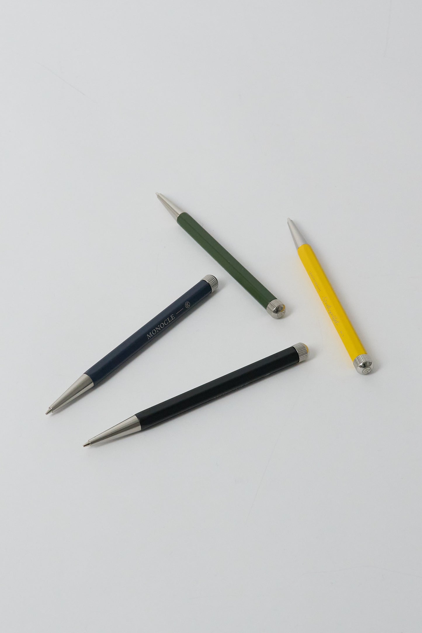 Monocle x Leuchtturm1917 Drehgriffel Mechanical Pencil - Olive