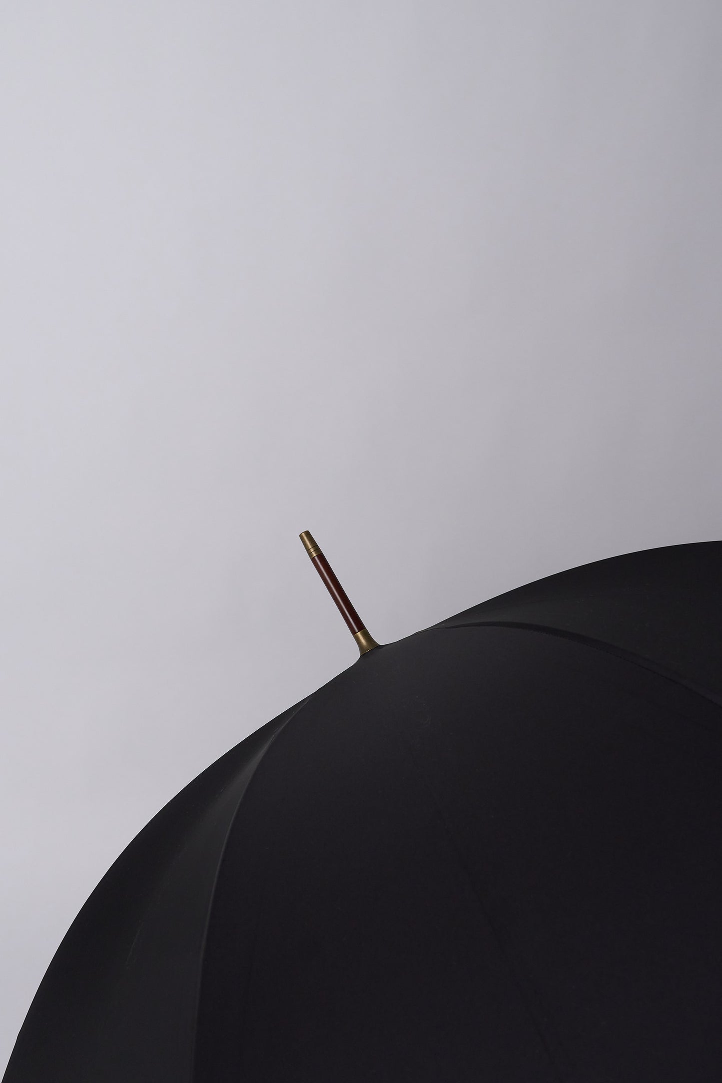 GT1 Double Faced Hardwood Umbrella - Black/Grey