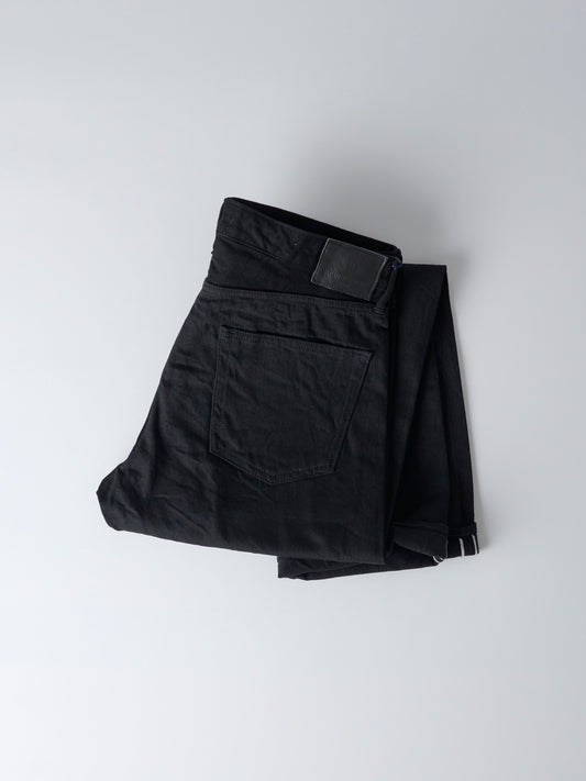 14oz Black Classic Straight Selvedge Jeans - BLACK