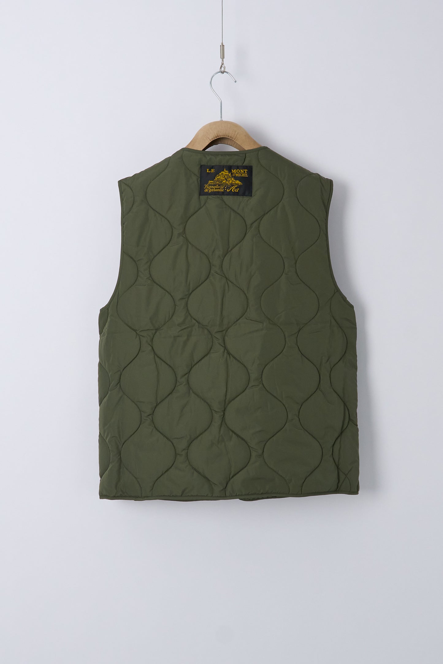 Vinis Sleeveless Quilted Jacket - Kaki