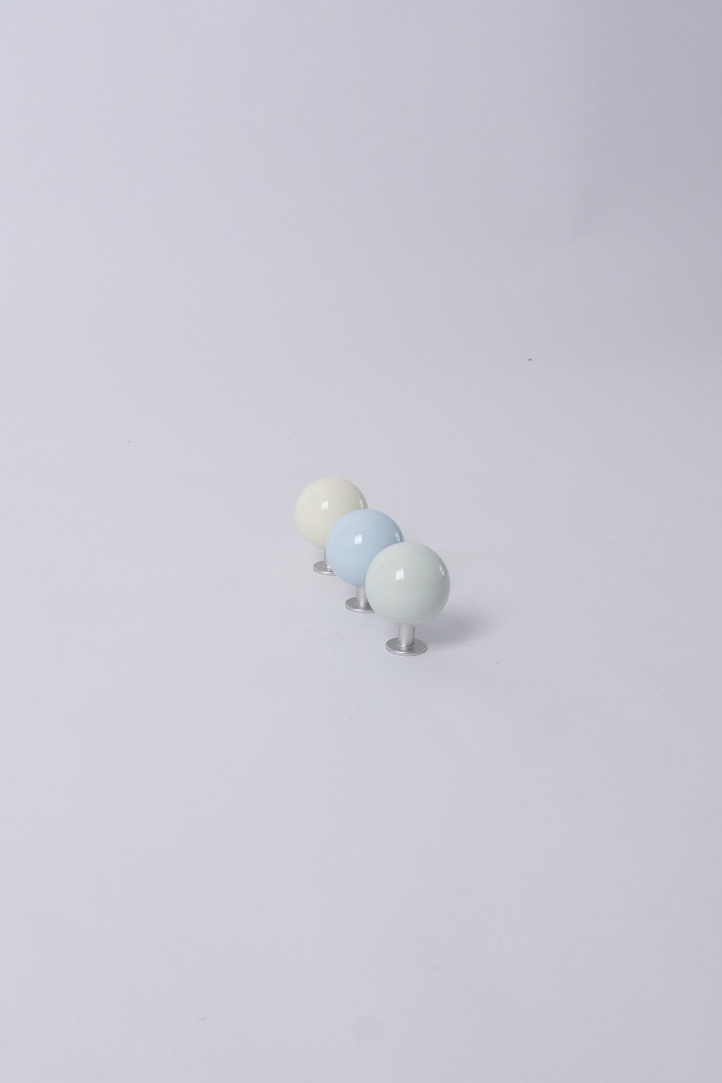 Coat Dots Set – White