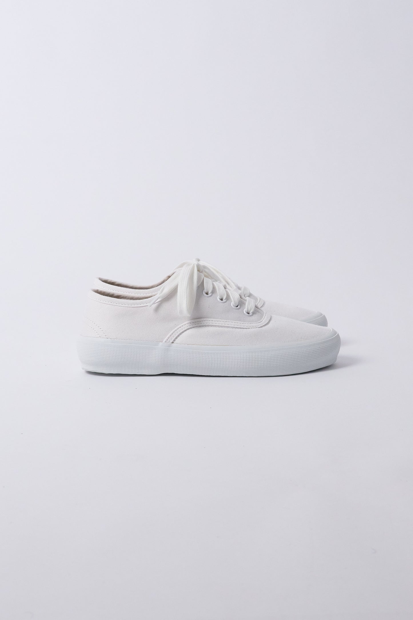US Navy Military Trainer 5851TWF White