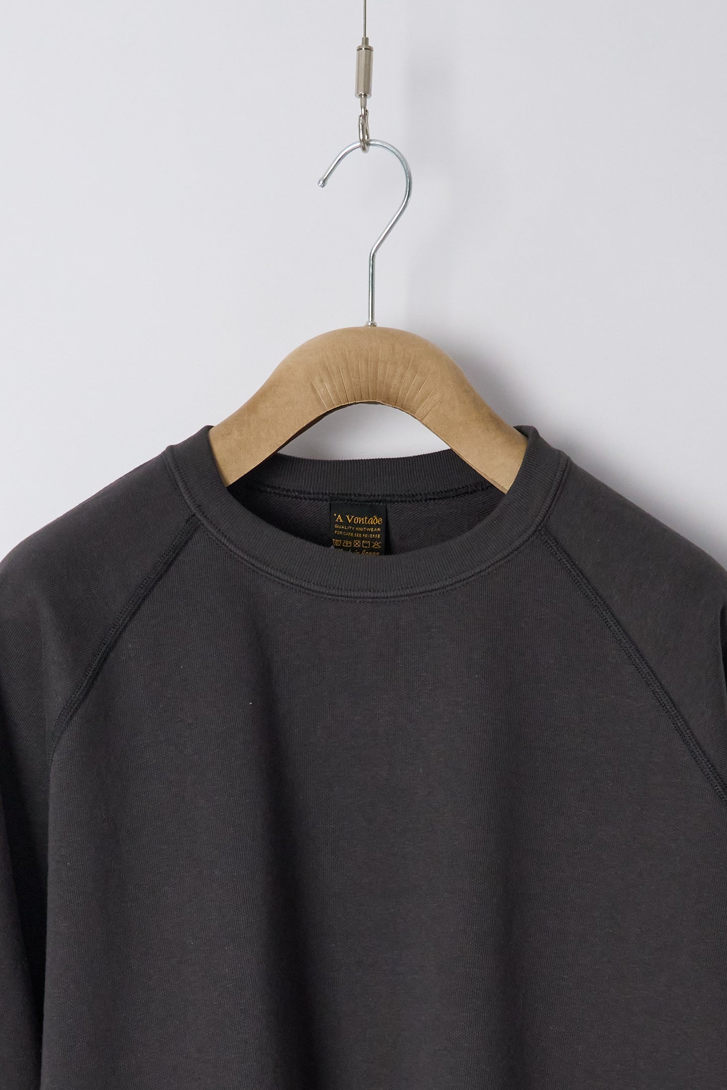 Raglan Crew Long Sleeve - Sumi