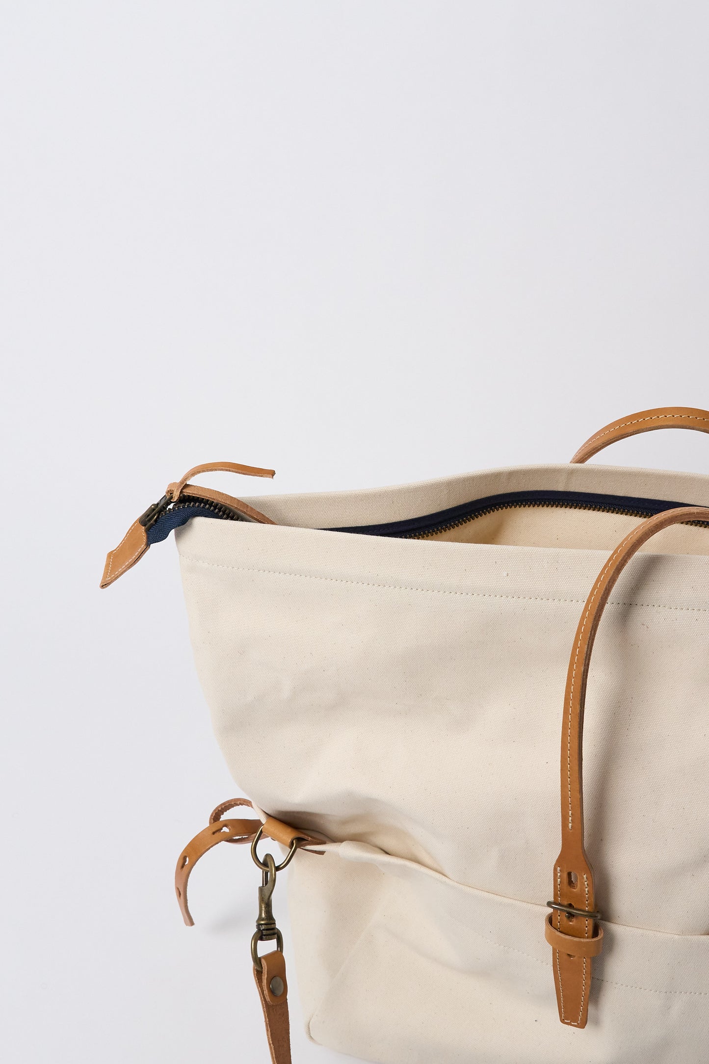 Cabine Travel Bag - Ecru