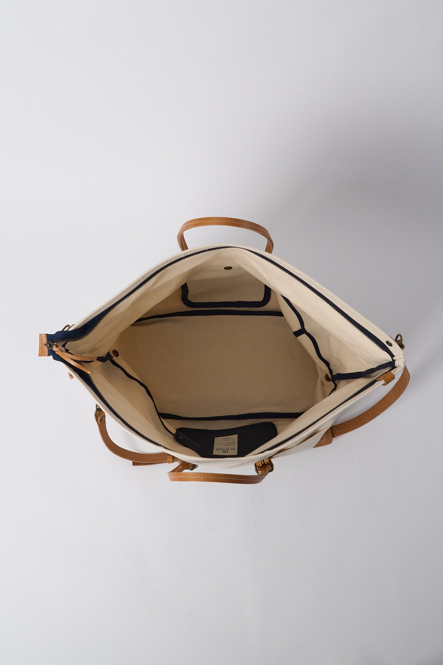 Cabine Travel Bag - Ecru