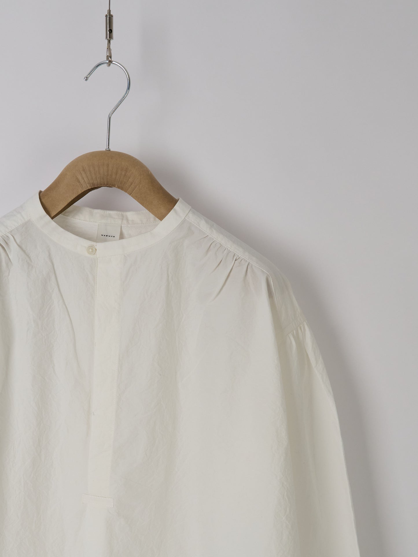 Gathered Pull-On Shirt - Off-white
