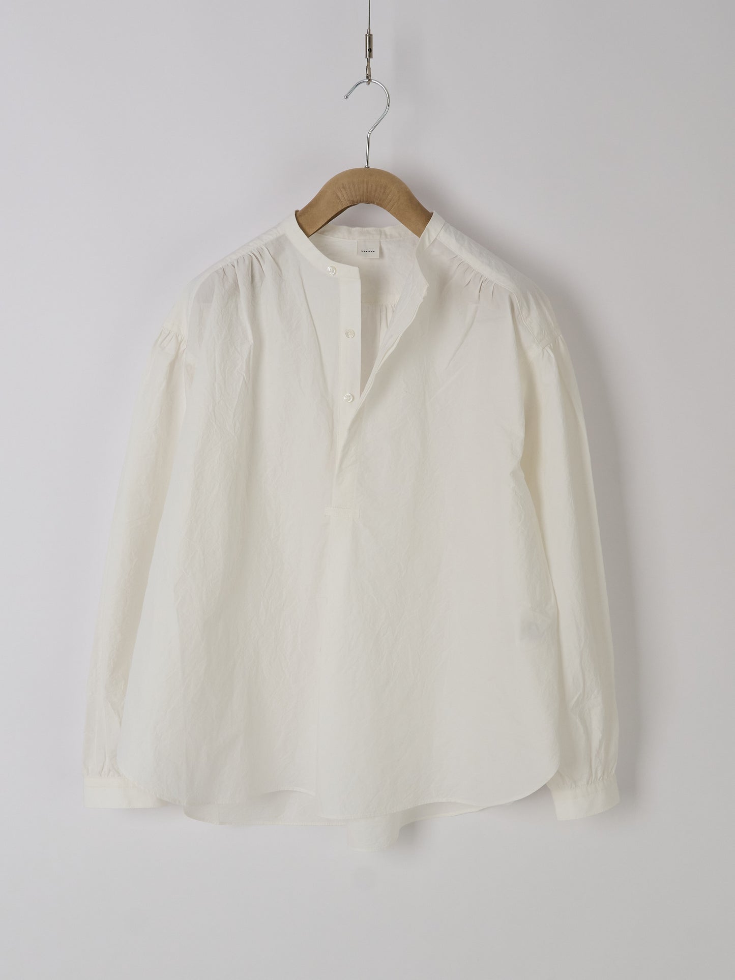 Gathered Pull-On Shirt - Off-white