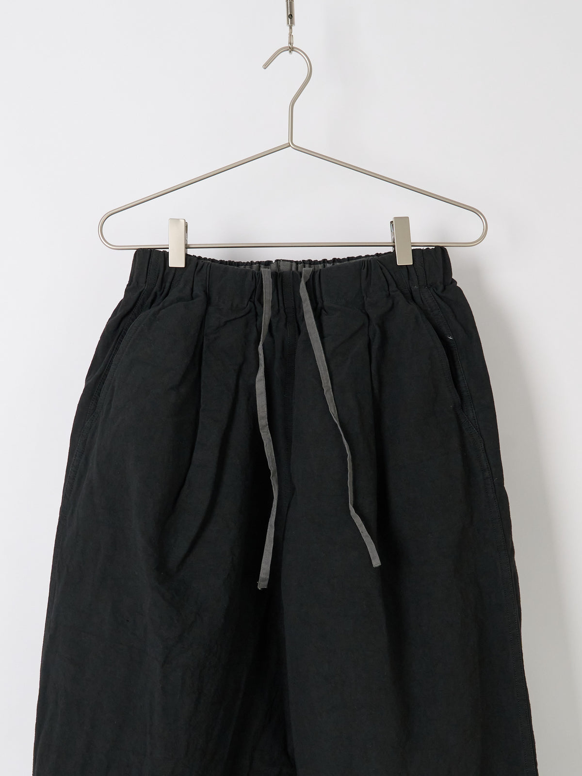 Nuanced Drum-Dyed Trousers - Black