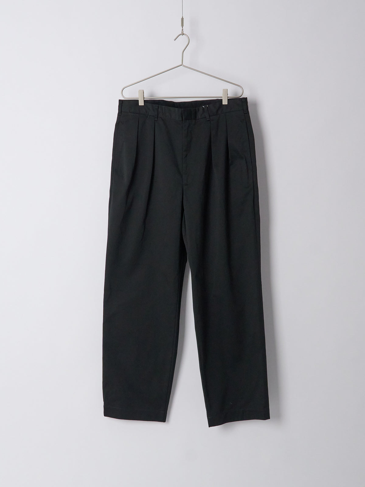 Double Pleated Chino Pants - Black