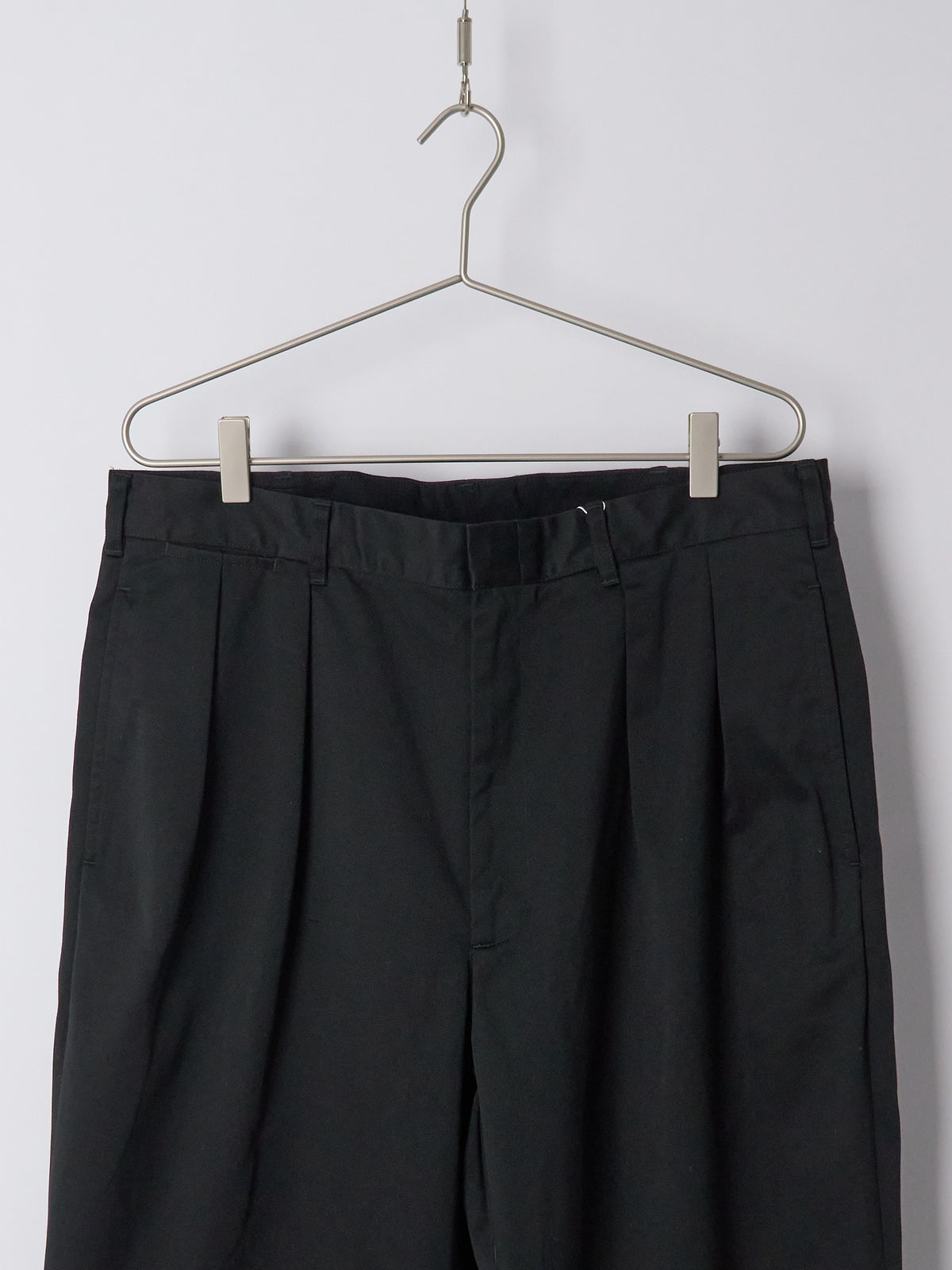 Double Pleated Chino Pants - Black