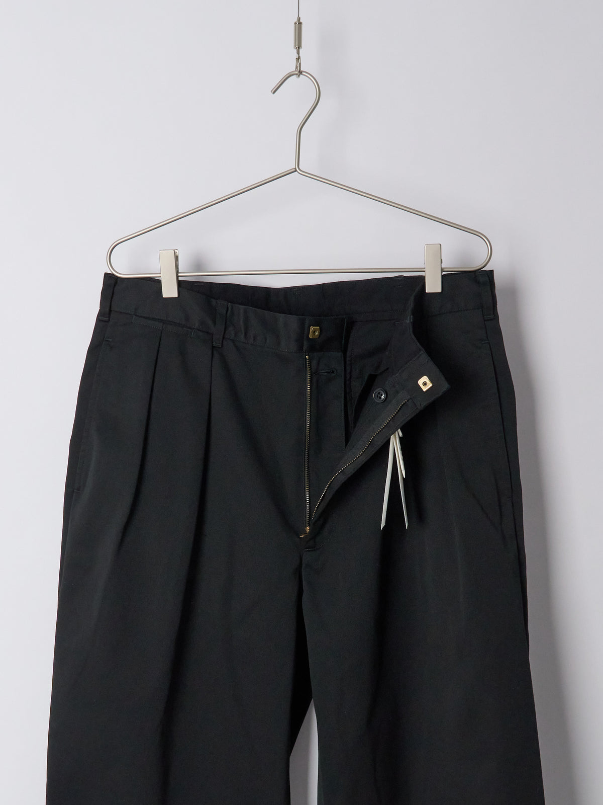 Double Pleated Chino Pants - Black