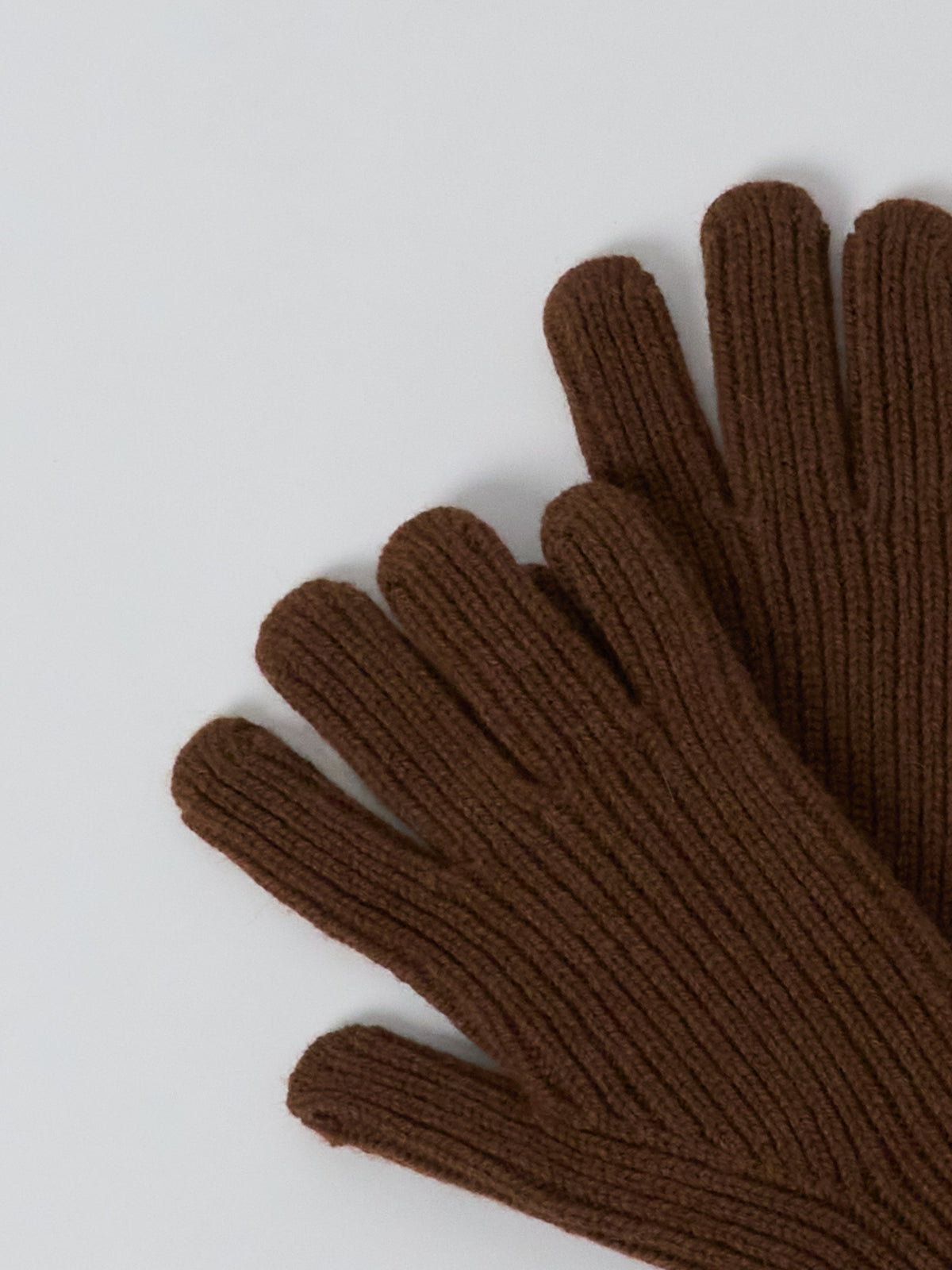 Wind It Up Ribbed Gloves - Wood