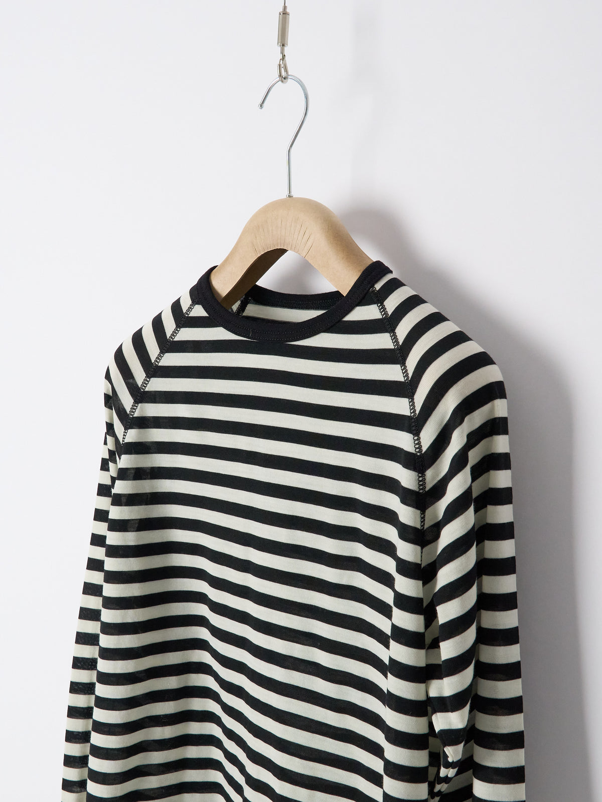 Raglan Long Sleeve Merino - Stripe Schwarz Seashell