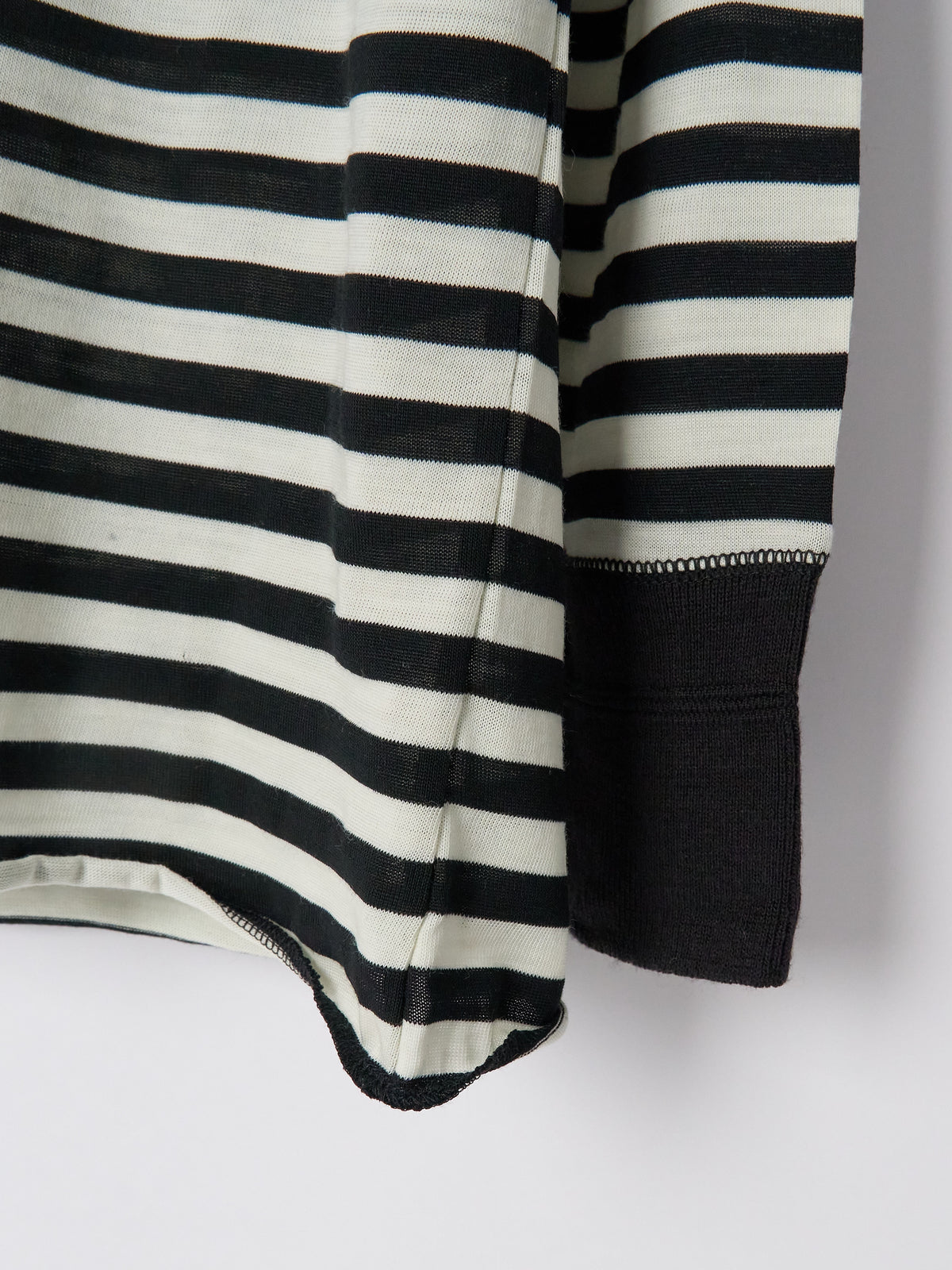 Raglan Long Sleeve Merino - Stripe Schwarz Seashell