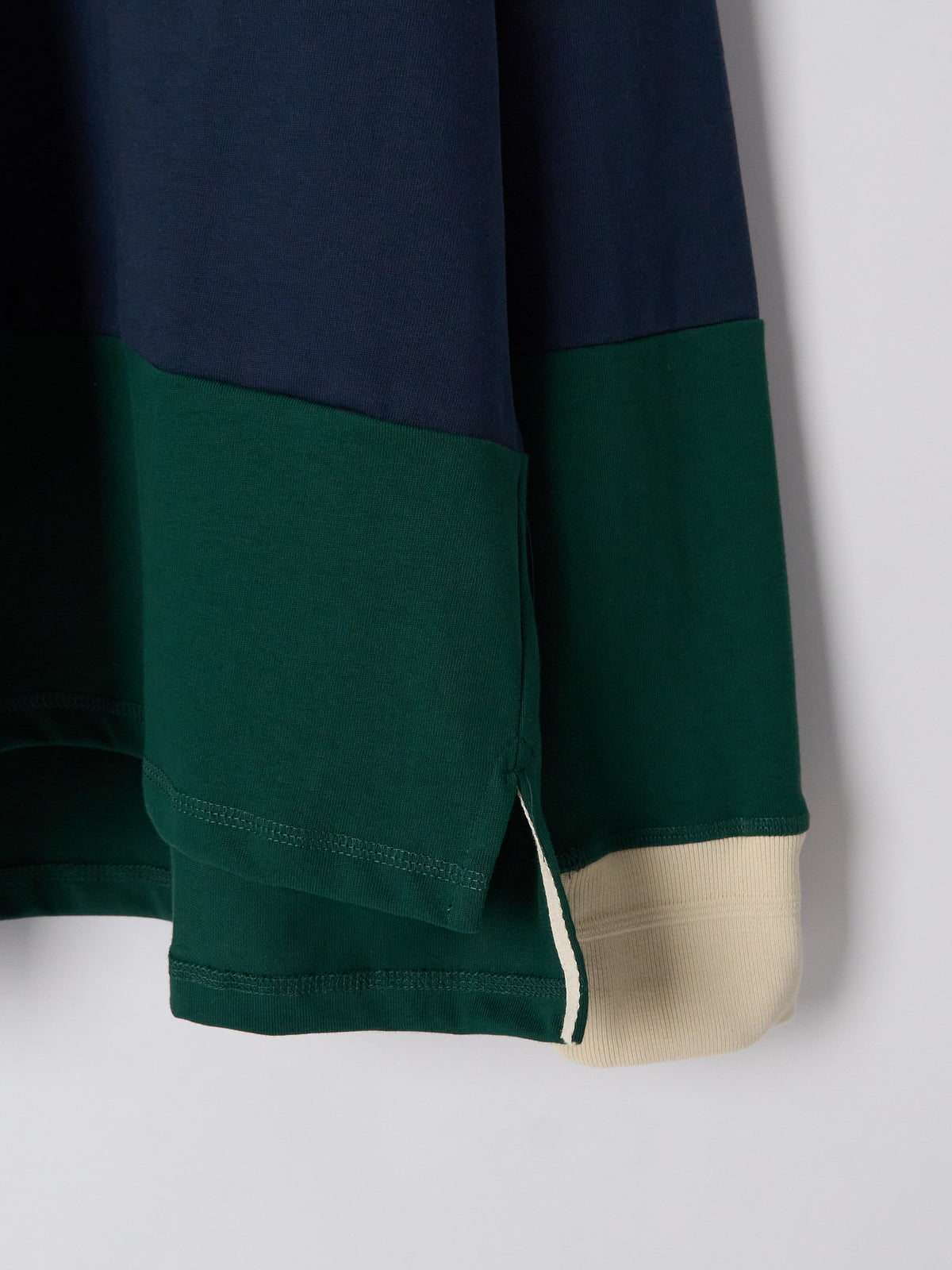 Raglan Rugby - Tannen Gruen Seashell Ink