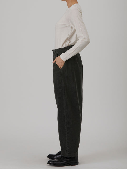 Washed Corduroy Cropped Balloon Pants - Grey
