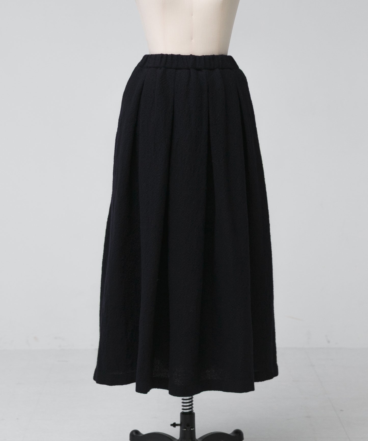 Nuanced Drum-Dyed Skirt - Black