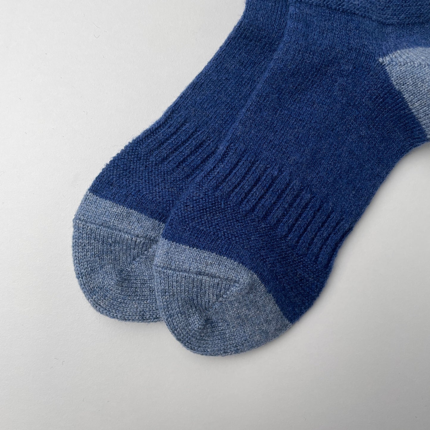 GUERNSEY PATTERN CREW SOCKS - BLUE / L.BLUE