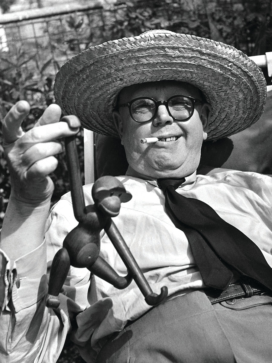 Monkey small Oak H18.5cm