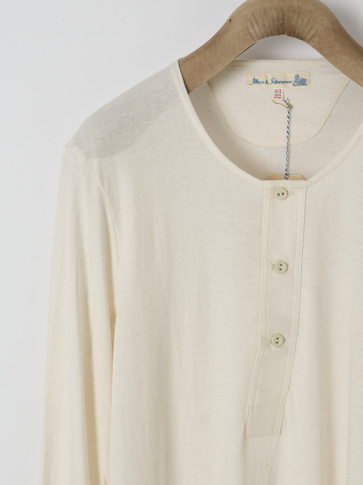 102 Loopwheeled Maco-Imit Long Sleeve Henley – Nature