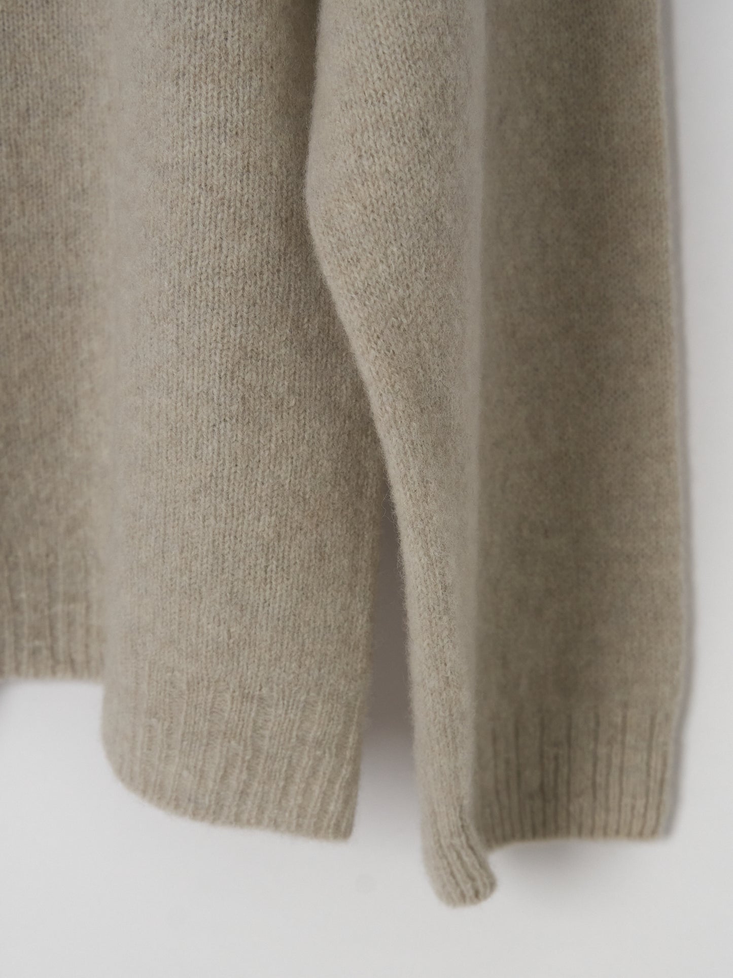 Fine Wool Crewneck Cardigan - Greige