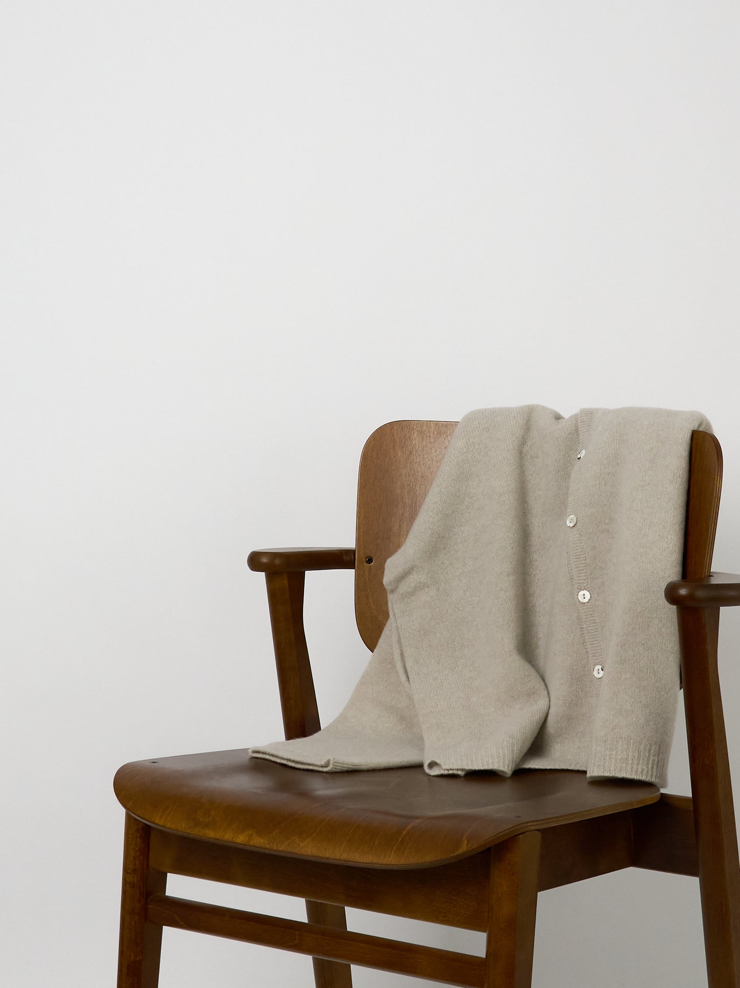 Fine Wool Crewneck Cardigan - Greige