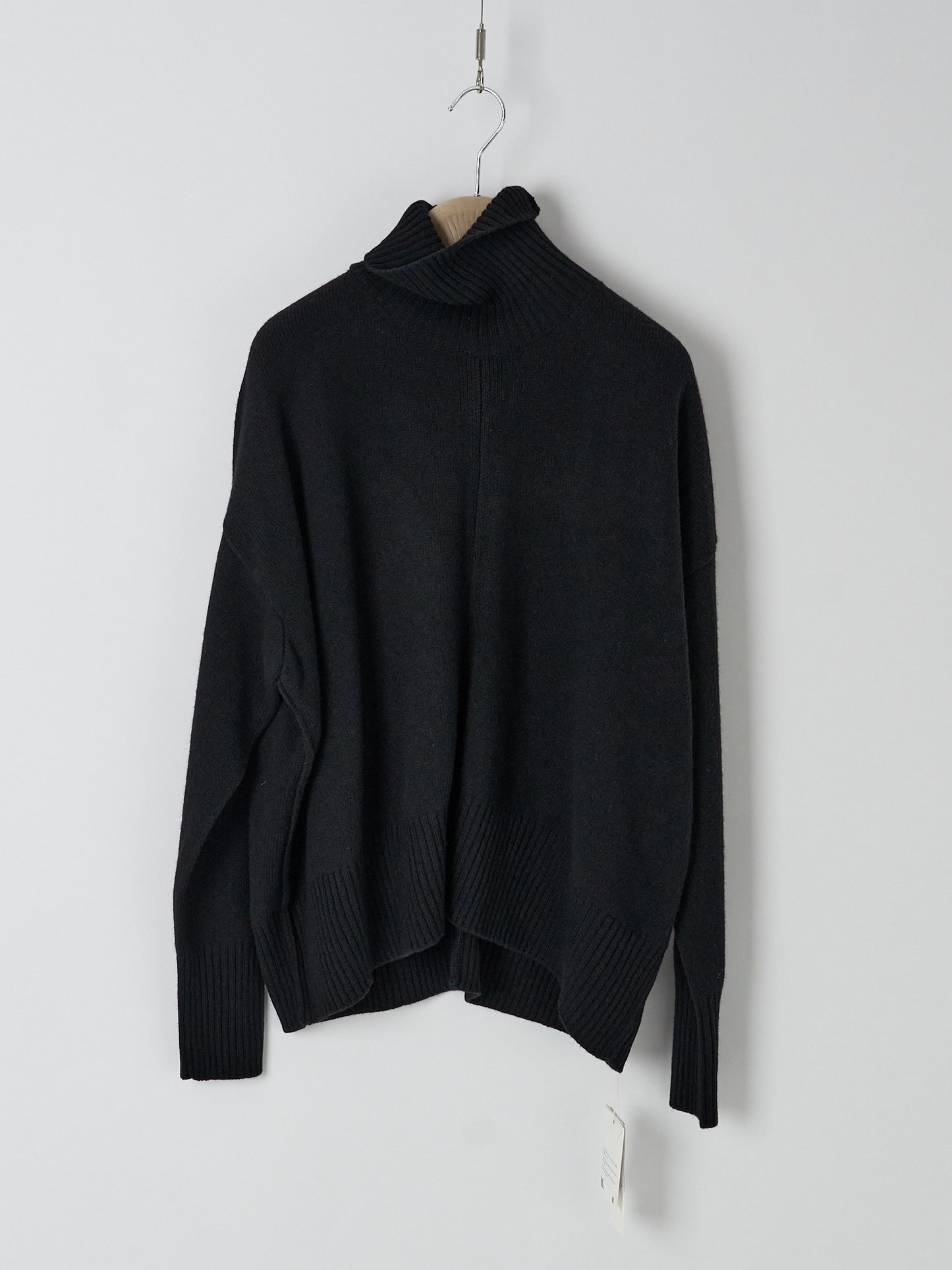 High Neck Longsleeve Pullover - Black