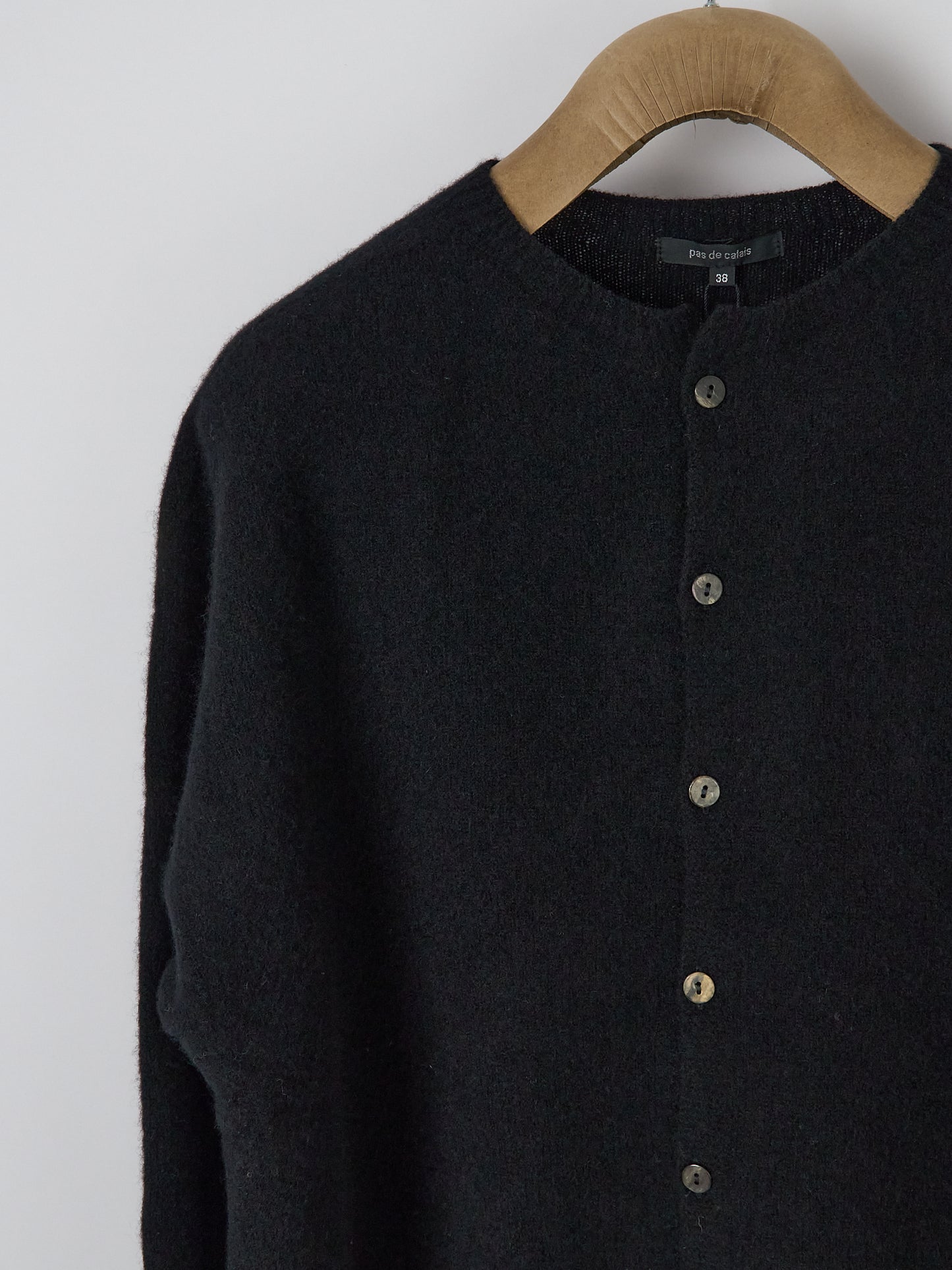 Fine Wool Crewneck Cardigan - Black