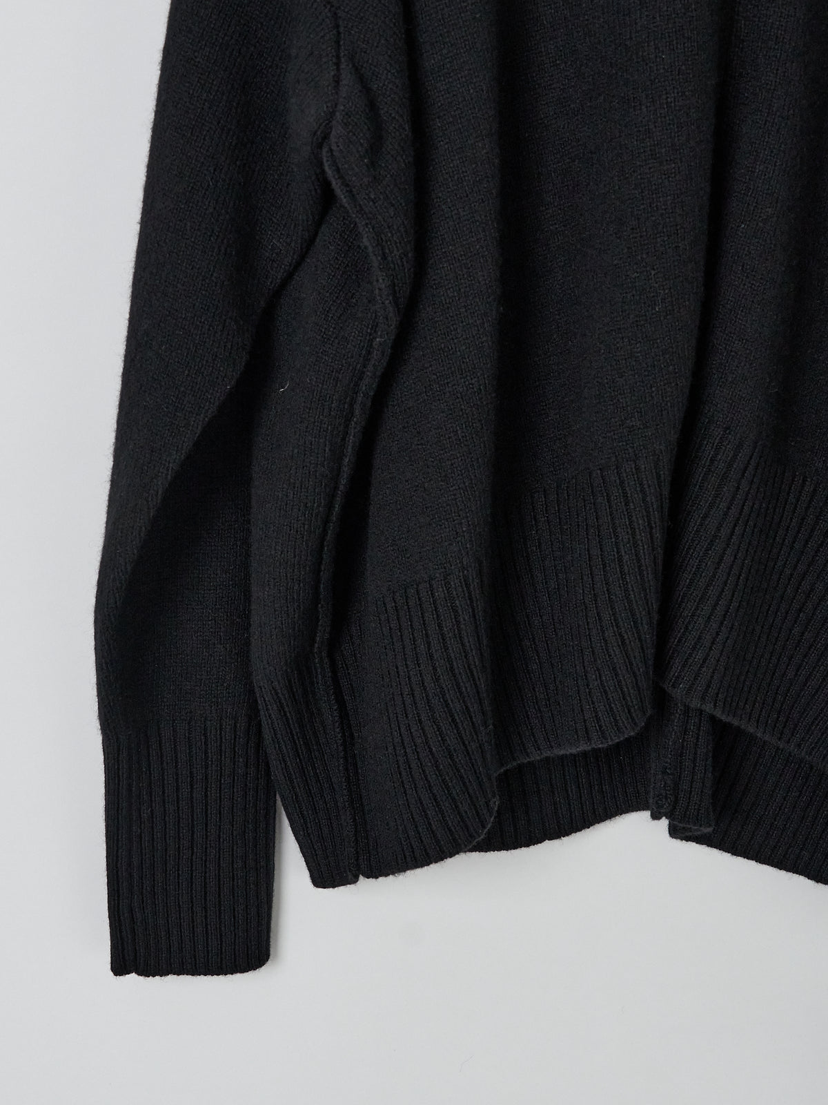 High Neck Longsleeve Pullover - Black