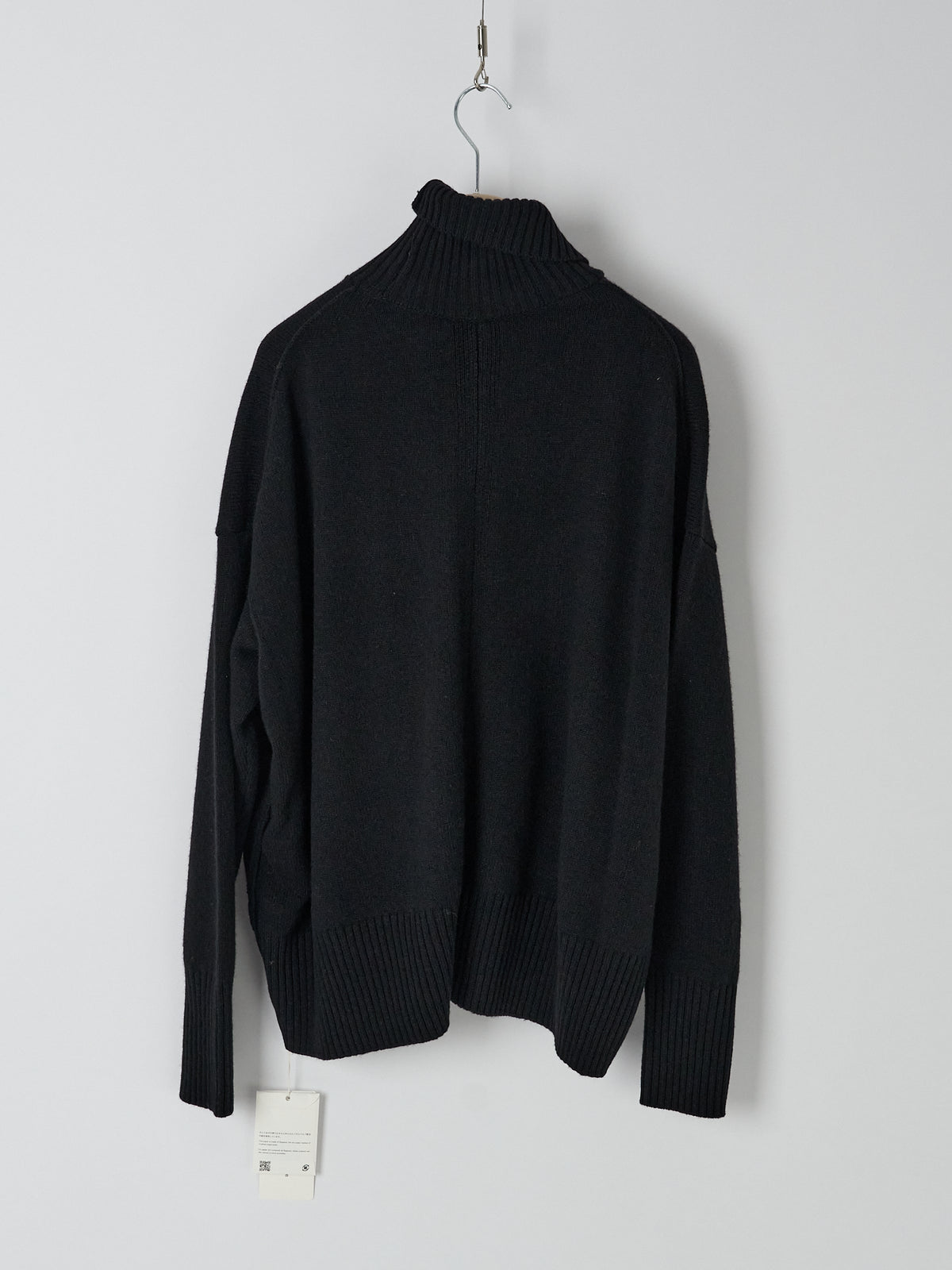 High Neck Longsleeve Pullover - Black