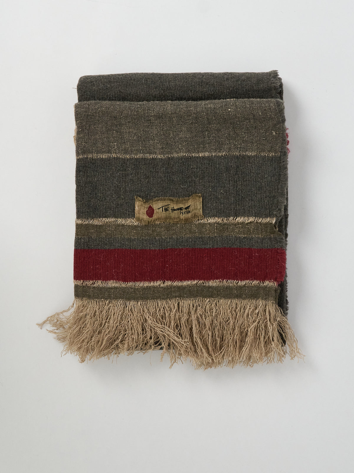 Xoroi D1 Throw Grey and Burgundy