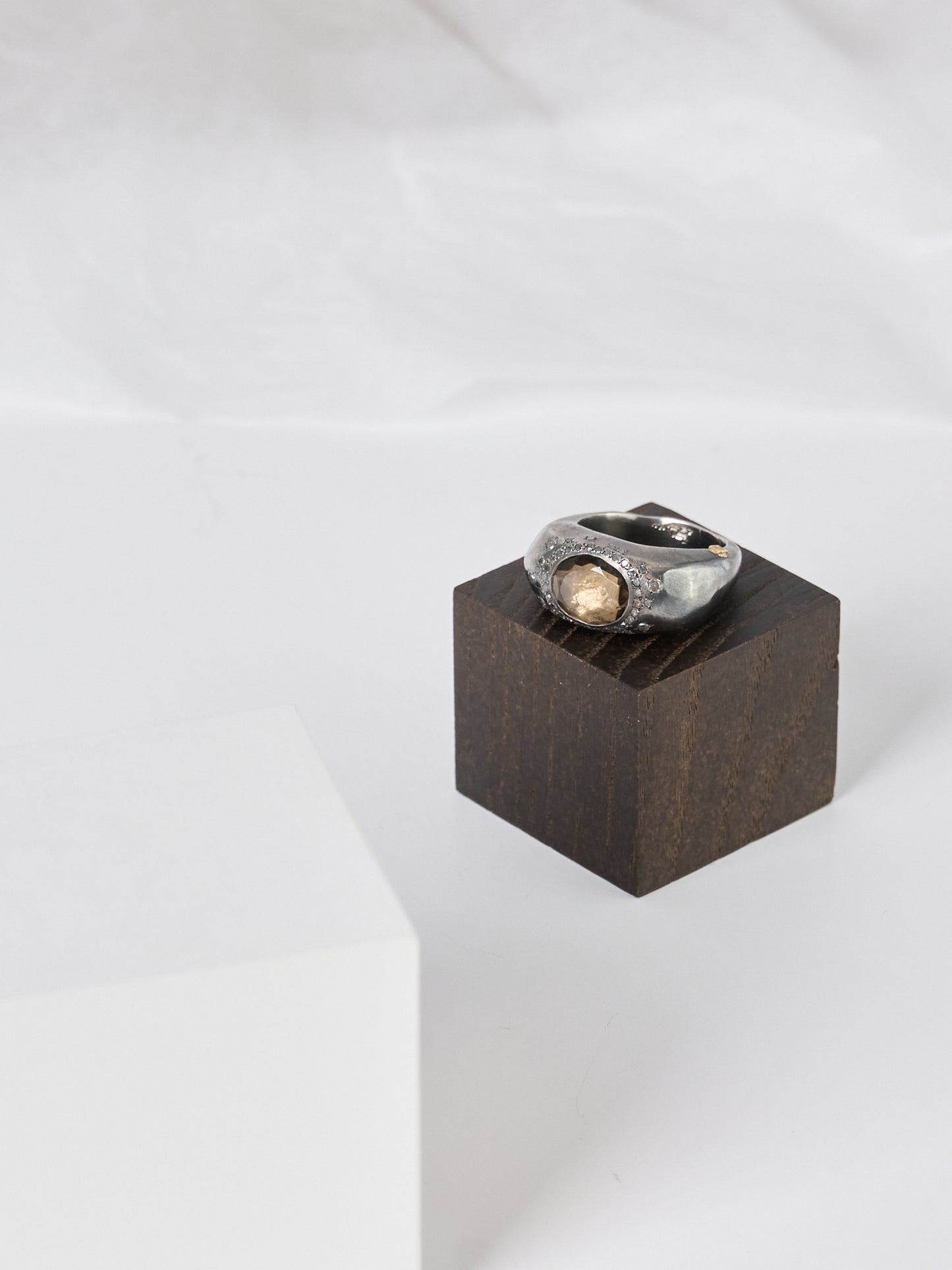 Rosa Maria smoky quartz Padma ring - size 57