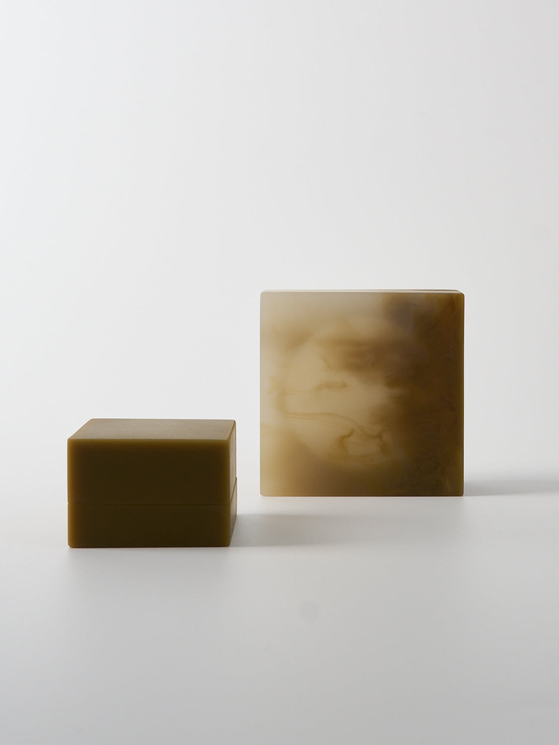 Vincent de Rijk Resin Box Large 9×9 cm