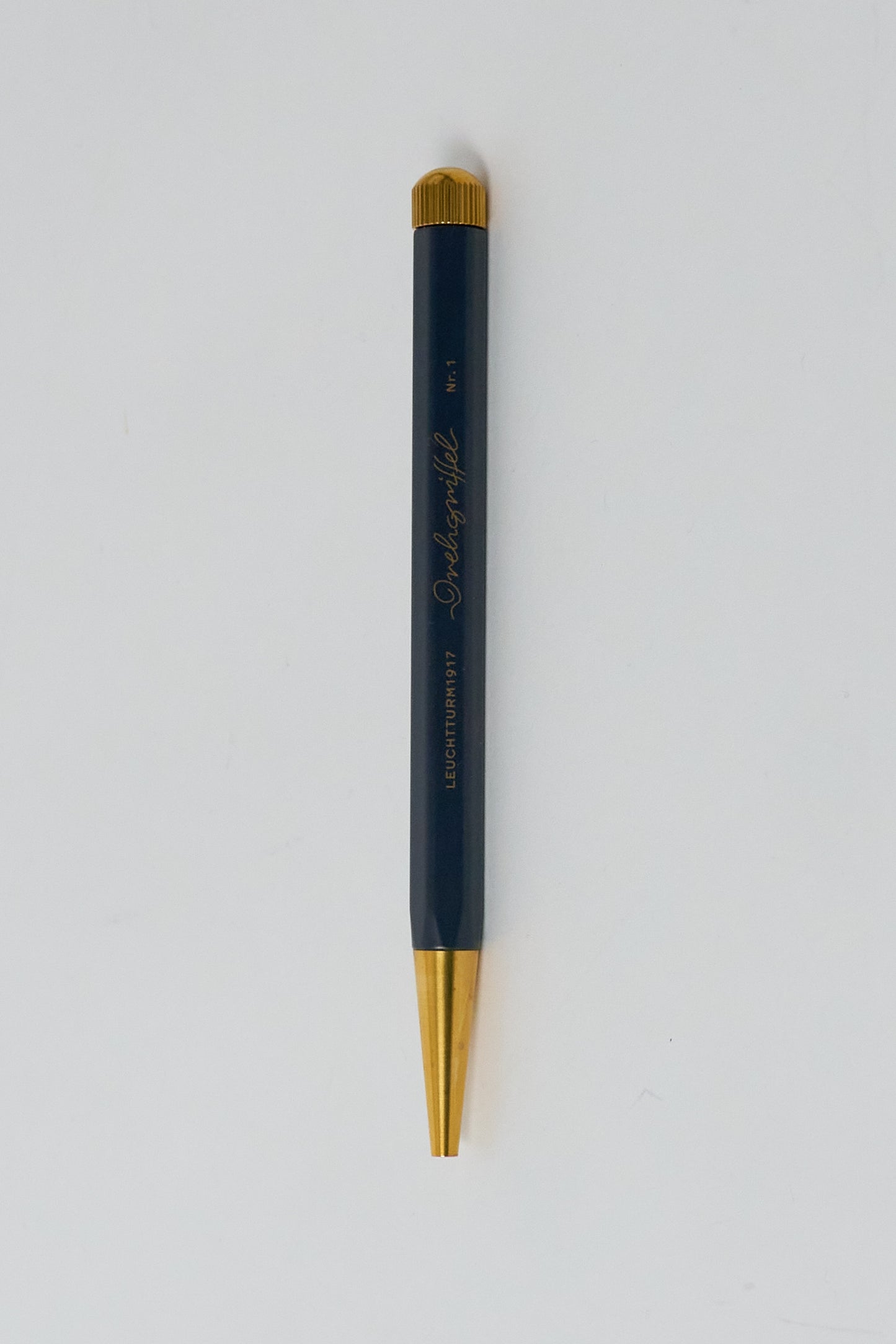 Monocle x Leuchtturm1917 Drehgriffel Pen - Navy