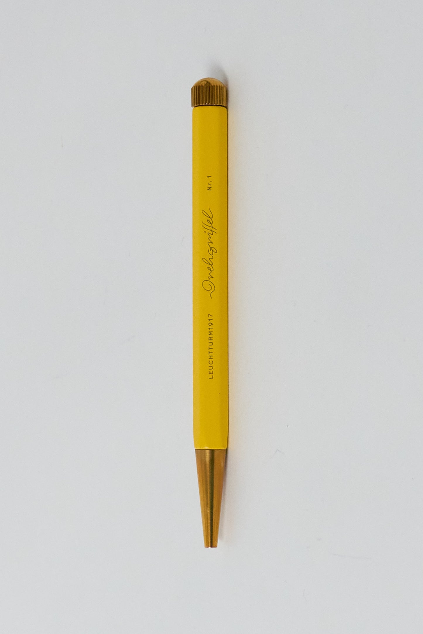 Monocle x Leuchtturm1917 Drehgriffel Pen - Yellow