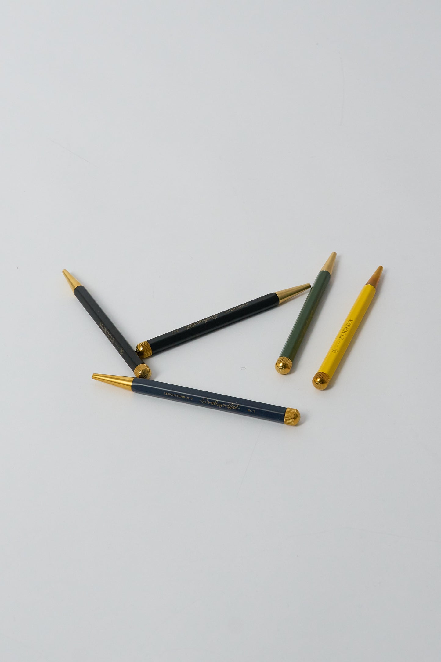 Monocle x Leuchtturm1917 Drehgriffel Pen - Navy