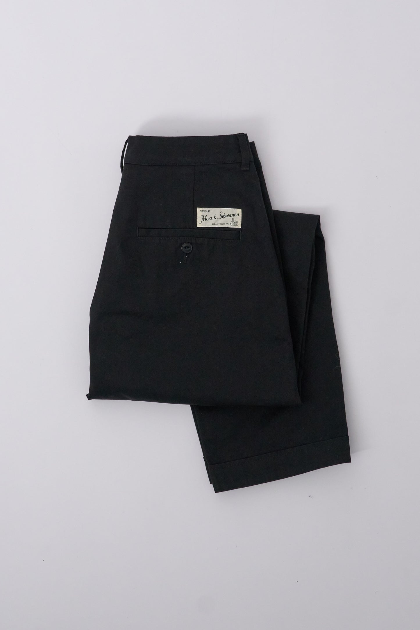 Merz b. Schwanen women's high waisted pants - Black
