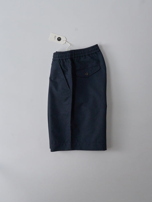 Pleated Track Short in Brushed Polytech - Navy