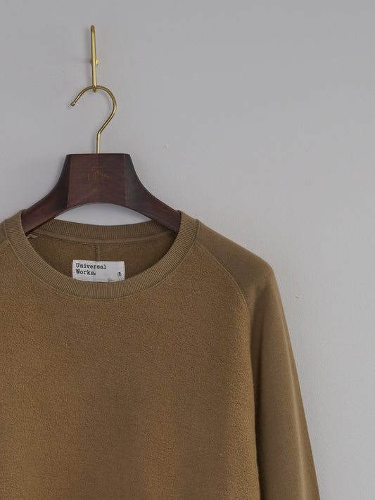 Sweatshirt in Brush Back Sweat - Sand