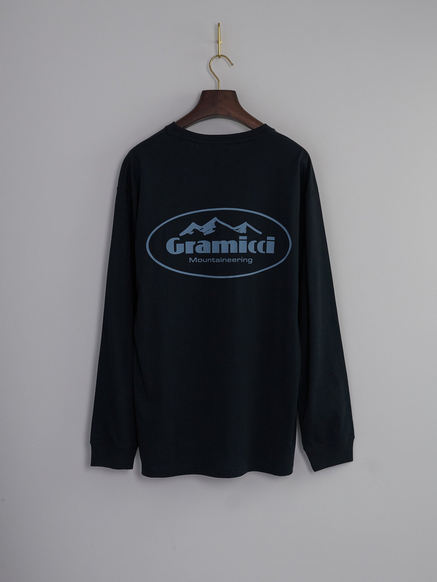 Mountaineering Long-Sleeved Tee - VINTAGE BLACK