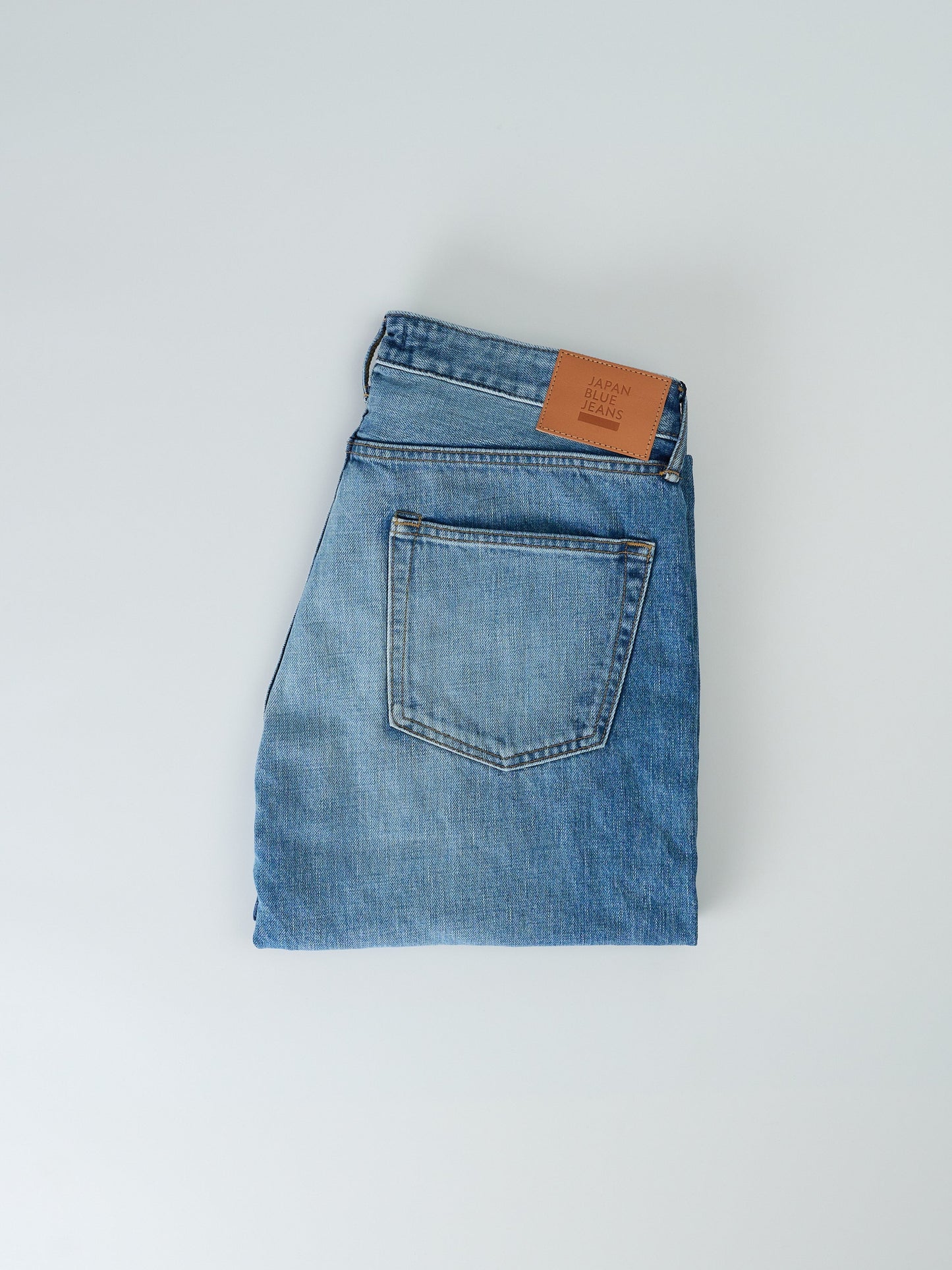 12.5oz Classic Straight Selvedge Jeans (Aging Wash Blue)