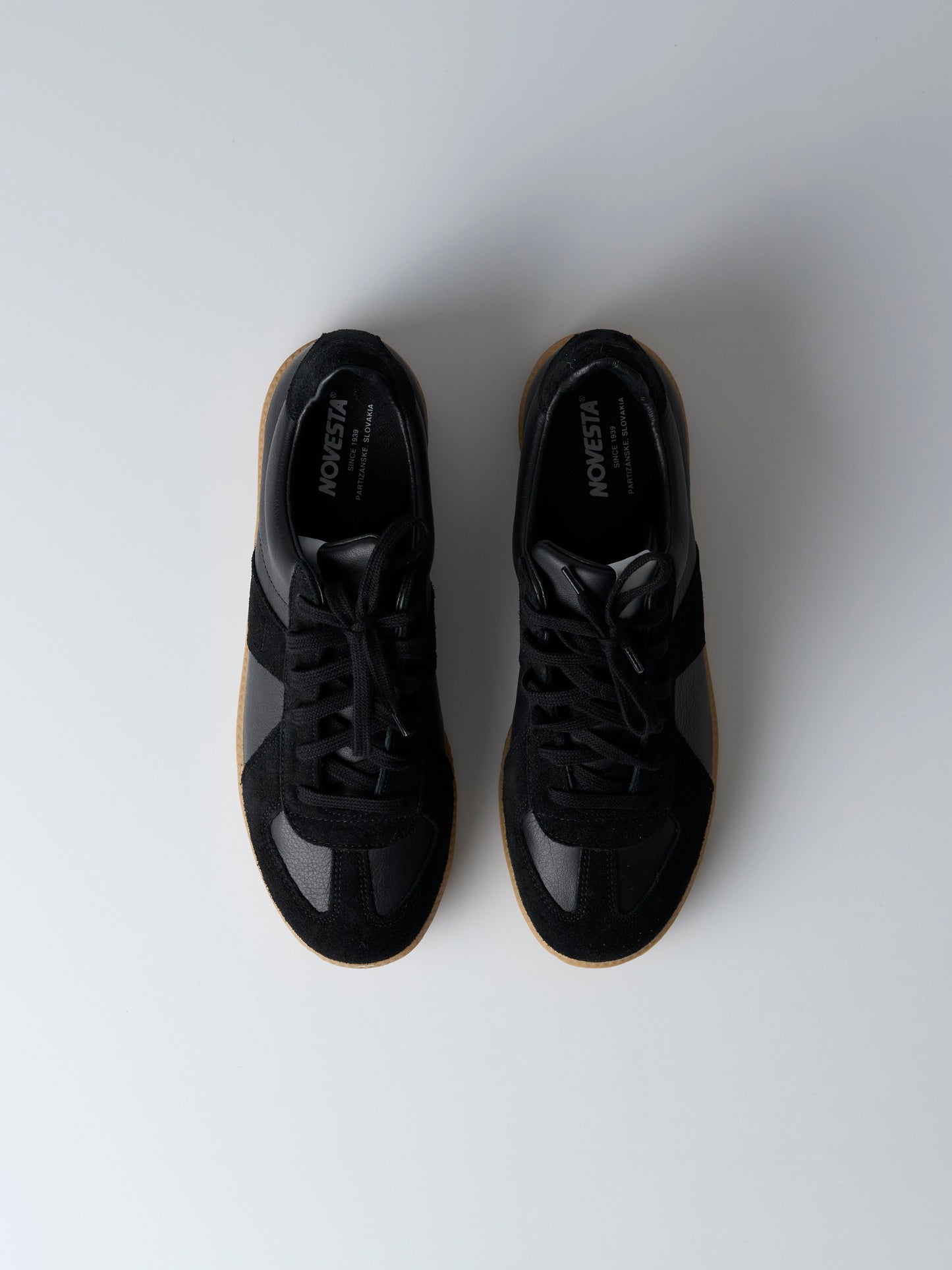 GAT BLACK/TRANSPARENT
